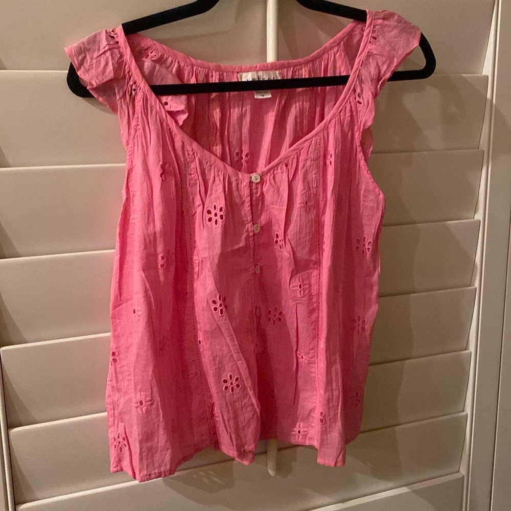 PINK COTTON EYELET BLOUSE. Brand is VELVET by Graham & Spencer